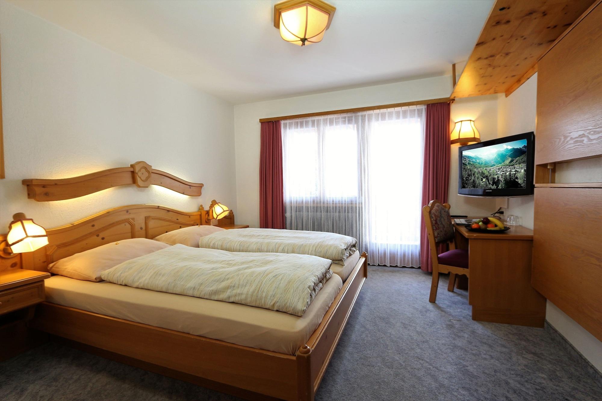 סאס פה Swiss Family Hotel Alphubel מראה חיצוני תמונה