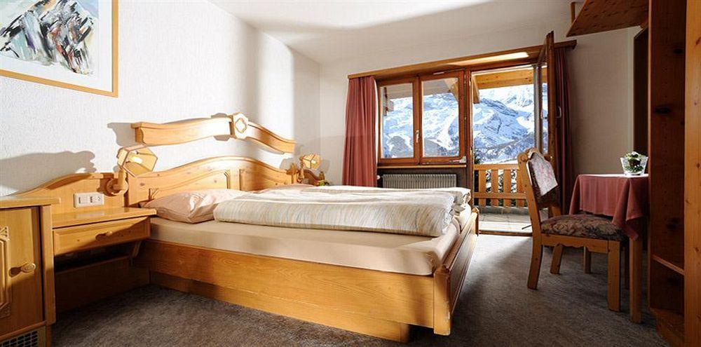 סאס פה Swiss Family Hotel Alphubel מראה חיצוני תמונה